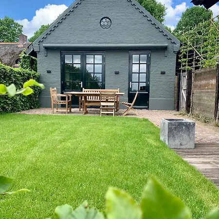 Villa The House Den Dungen