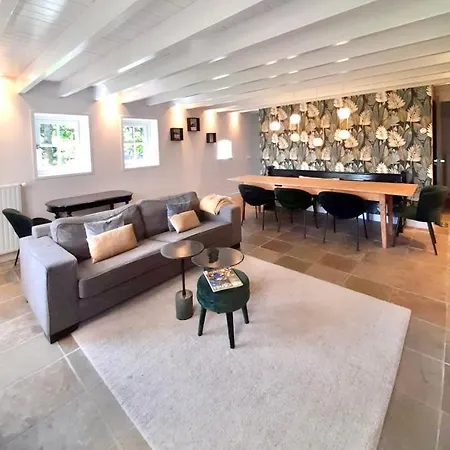 The House Villa